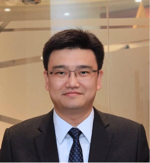 Francis (Yunhe) Hou